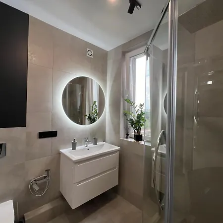 Vip Parus Smart Apartmán Lvov